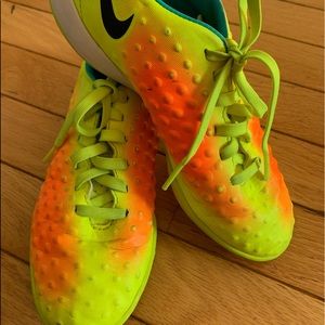 COPY - Nike Boys Indoor/Turf Soccer Shoes